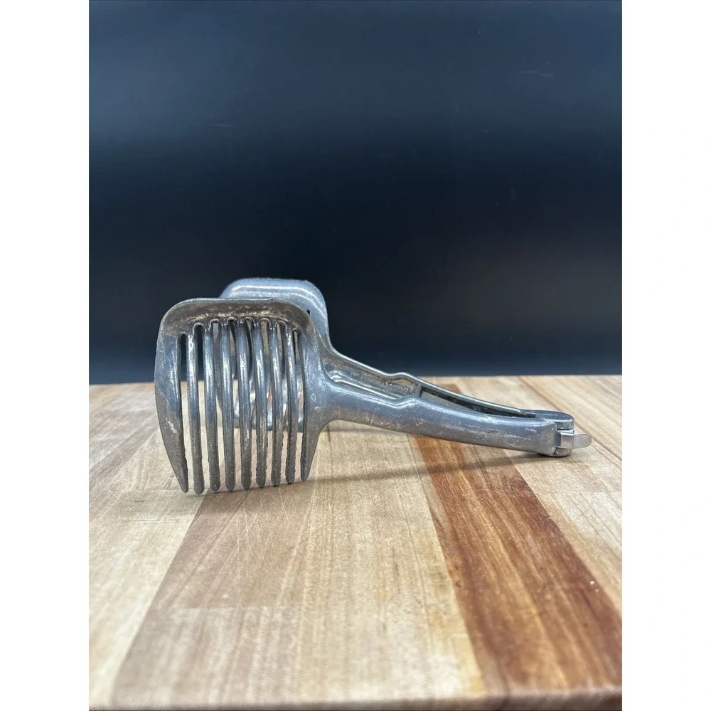 Vintage Hand Held Tongs Tomato Onion Egg Slicer Farm House Decor Citrus Squeezer